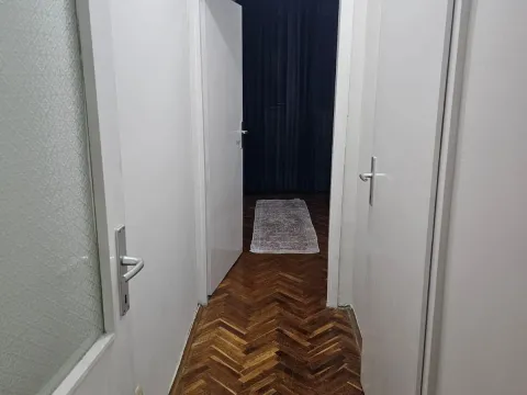 Izdavanje, dvosoban stan, 72m², Tuški Put, Podgorica - image 5