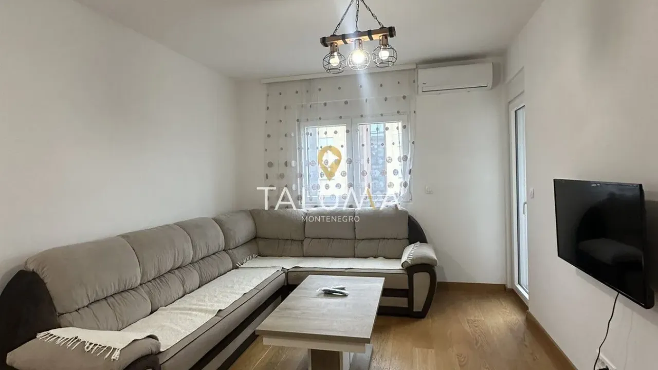Izdavanje, jednosoban stan, 46m², City Kvart, Podgorica
