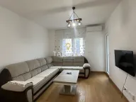 Izdavanje, jednosoban stan, 46m², City Kvart, Podgorica - image 1