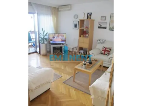 Rent, three bedroom apartment, 90m², Savski Venac, Beograd - image 2