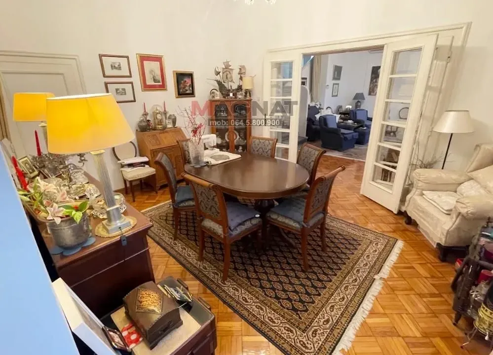 Sale, house, 230m², Senjak, Beograd