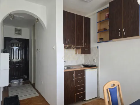 Izdavanje, garsonjera, 27m², Centar, Novi Sad - image 5