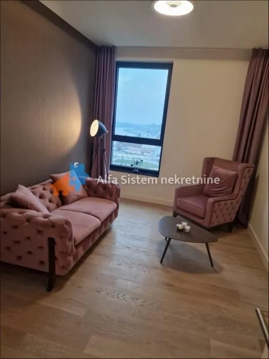Rent, four bedroom apartment, 109m², Savski Venac, Beograd