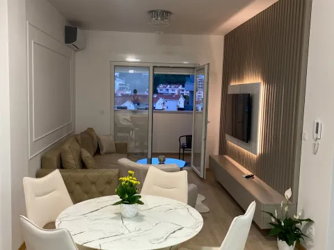 Izdavanje, jednosoban stan, 46m², Golubovina, Budva - image 2