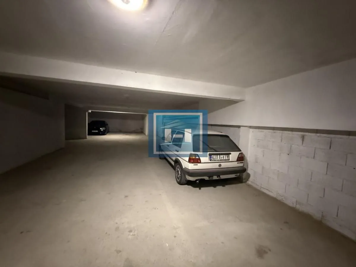 Rent, parking/garage, 11m², Centar, Jagodina
