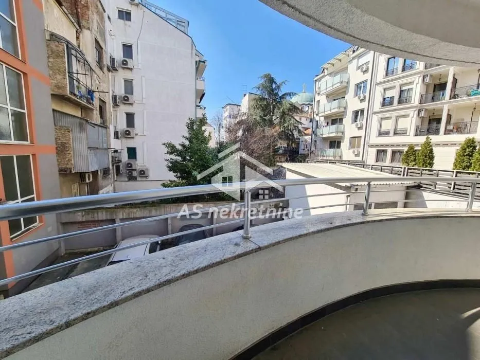 Rent, three bedroom apartment, 78m², Vračar Hram, Vračar Sve Podlokacije