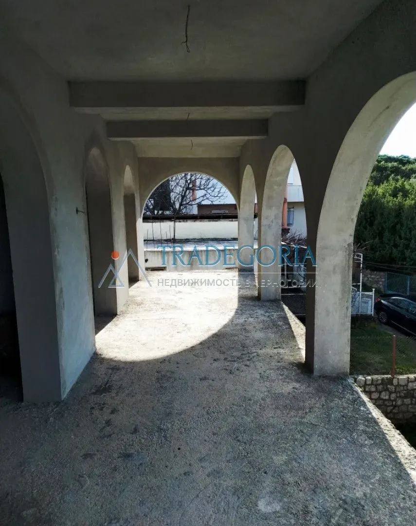 Prodaja, kuća, 255m², Dobra Voda, Bar