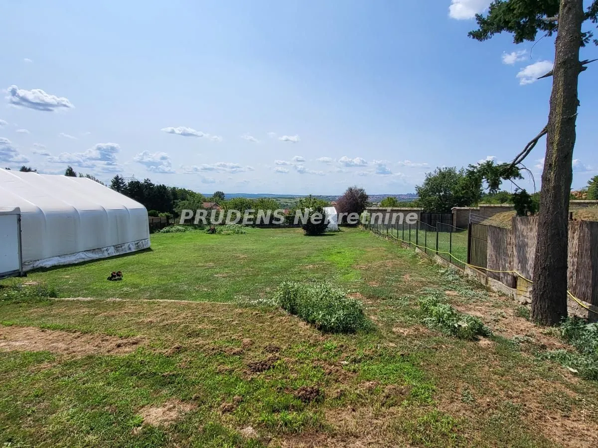Sale, house, 400m², Voždovac Sve Podlokacije, Beograd