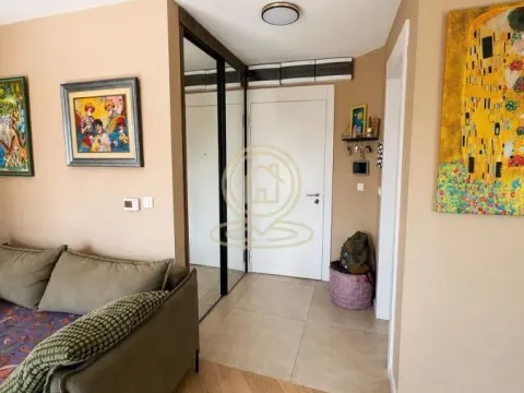 Sale, three bedroom apartment, 69m², Južni Bulevar, Vračar Sve Podlokacije - image 4