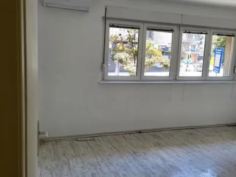 Sale, two bedroom apartment, 45m², Centar Sve Podlokacije, Beograd - image 6