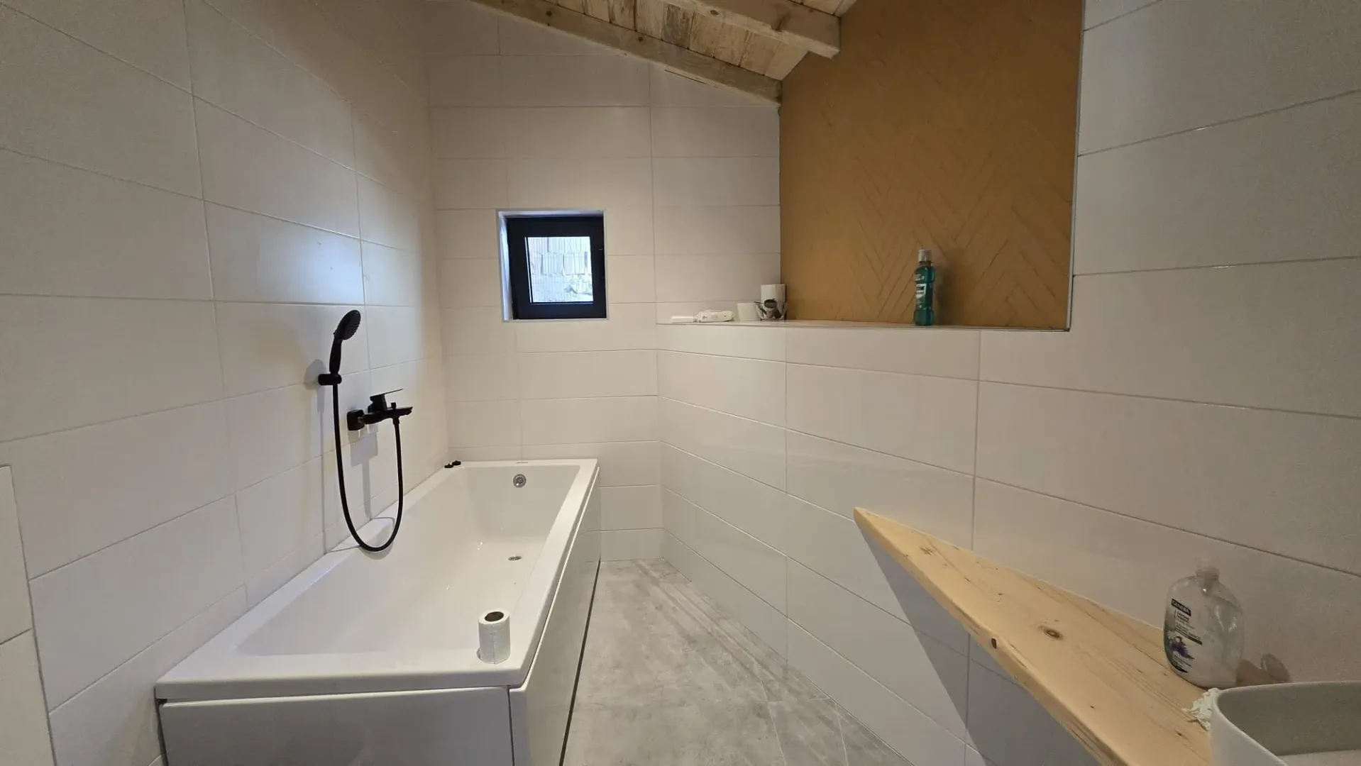 Prodaja, kuća, 210m², Markovići, Budva