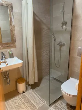 Rent, one bedroom apartment, 45m², Bečići, Budva - image 44