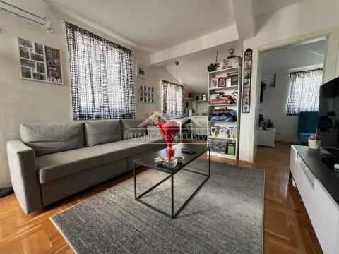Sale, two bedroom apartment, 36m², Zvezdara Sve Podlokacije, Beograd