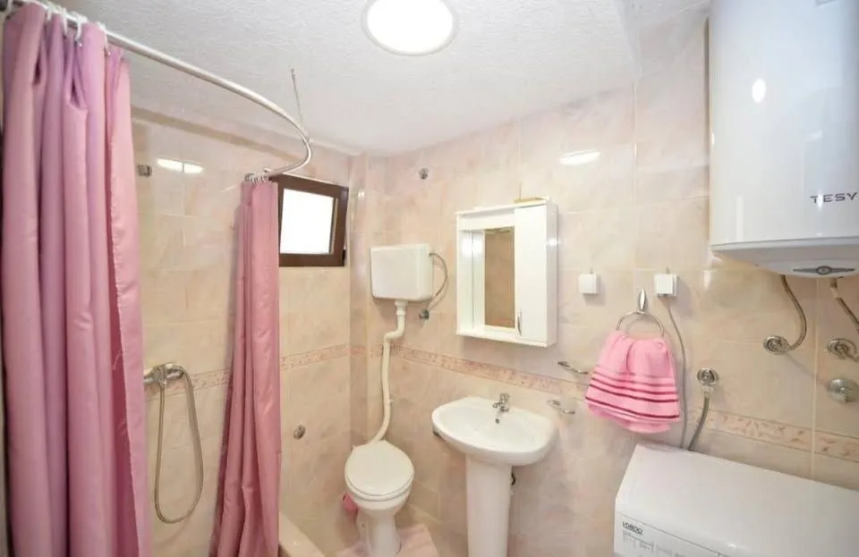 Rent, apartment, 50m², Kotor, Crna Gora