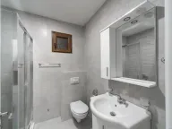Rent, one bedroom apartment, 85m², Škaljari, Kotor - image 9