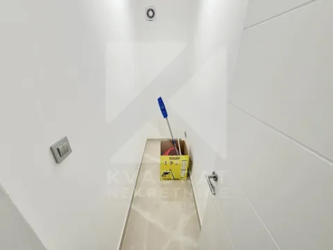 Prodaja, jednosoban stan, 60m², Preko Morače, Podgorica - image 9