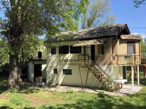 Sale, house, 32m², Kamenjar, Novi Sad Sve Podlokacije