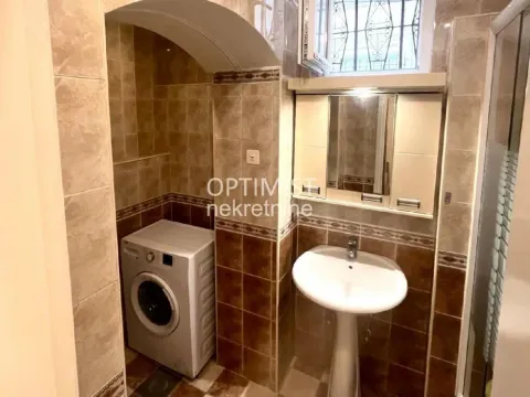 Rent, two bedroom apartment, 35m², Stari Grad, Beograd - image 6
