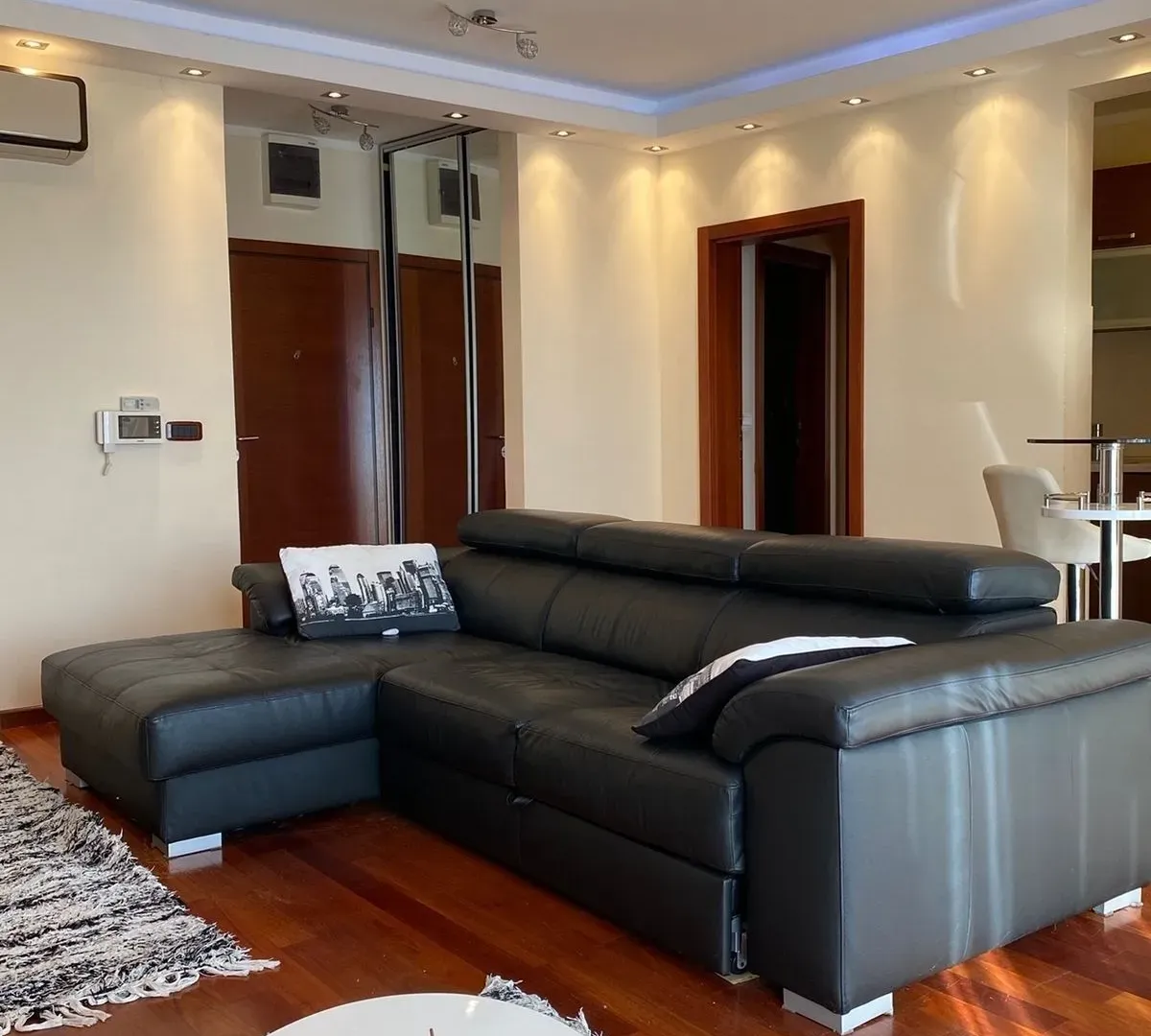 Prodaja, stan, 78m², Komoševina, Budva