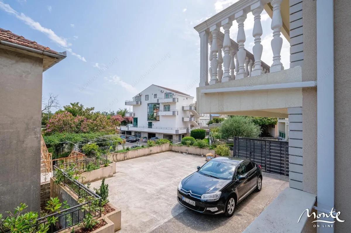Prodaja, kuća, 200m², Bijela, Herceg Novi