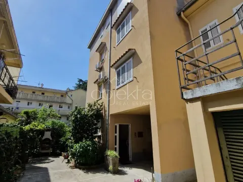 Izdavanje, stan, 68m², Tivat, Crna Gora - image 4