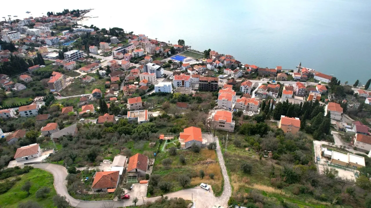 Sale, land lot, 1800m², Tivat, Crna Gora
