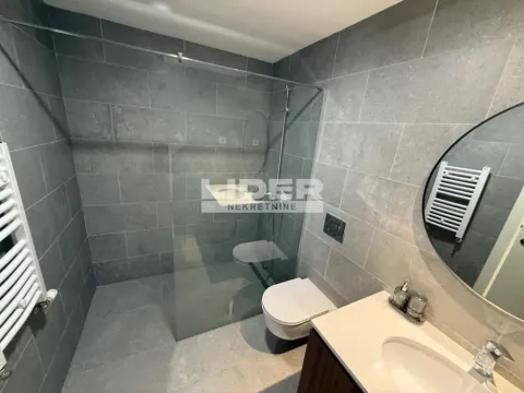 Izdavanje, trosoban stan, 86m², Savski Venac, Beograd - image 8
