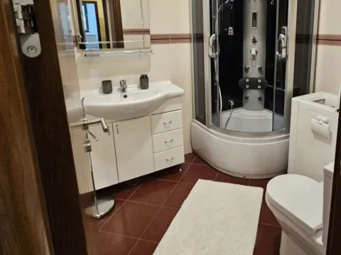 Izdavanje, stan, 73m², Gorica C, Podgorica - image 3