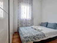Izdavanje, trosoban stan, 103m², Budva, Crna Gora - image 4