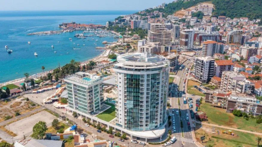 Sale, two bedroom apartment, 77m², Tree cane, Budva