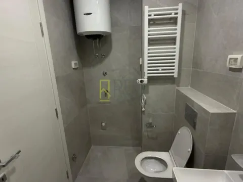 Prodaja, jednosoban stan, 40m², Central Point, Podgorica - image 8