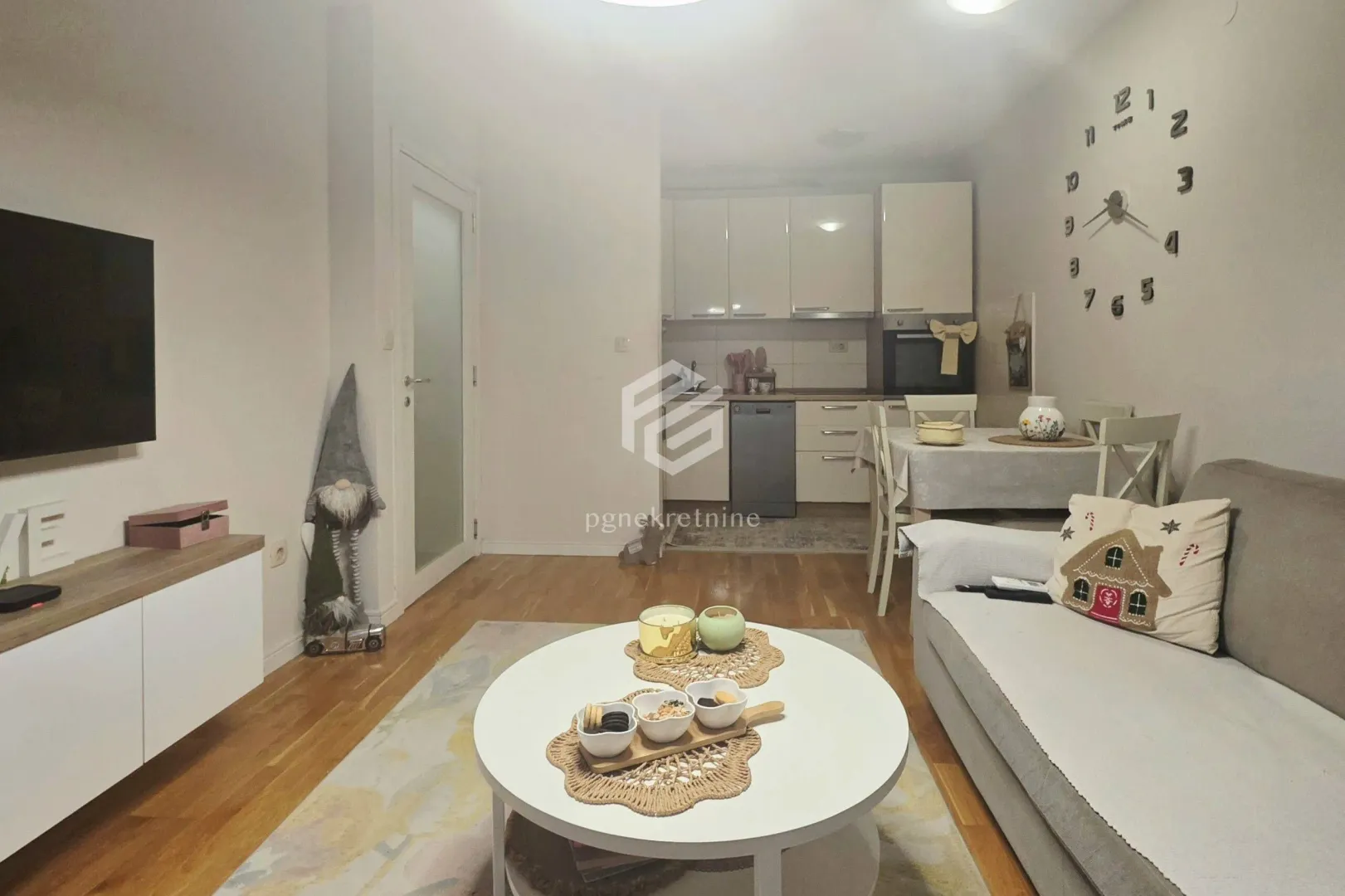 Prodaja, jednosoban stan, 39m², Stari Aerodrom, Podgorica