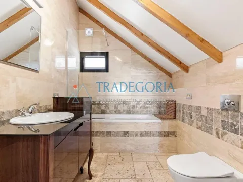 Prodaja, kuća, 220m², Tivat, Crna Gora - image 13