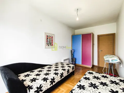 Izdavanje, dvosoban stan, 65m², Krivi Most, Podgorica - image 4