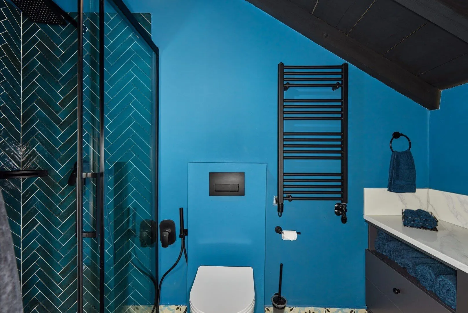 Sale, house, 293m², Kotor, Crna Gora