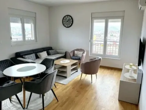 Rent, two bedroom apartment, 70m², Stari Aerodrom, Podgorica - image 1