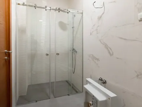 Sale, two bedroom apartment, 72m², Centar, Budva - image 5