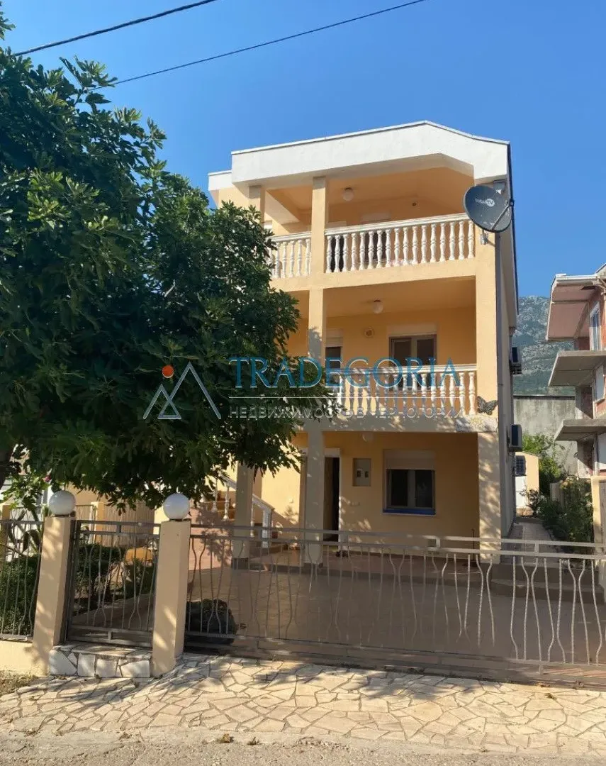 Prodaja, kuća, 180m², Dobra Voda, Bar