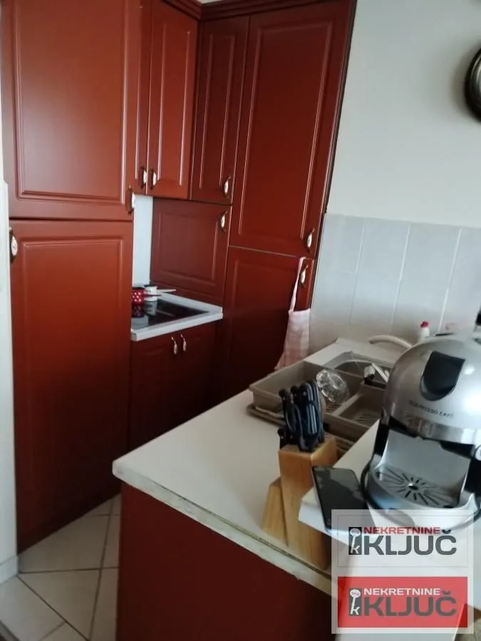 Prodaja, četvorosoban stan, 148m², Centar, Novi Sad