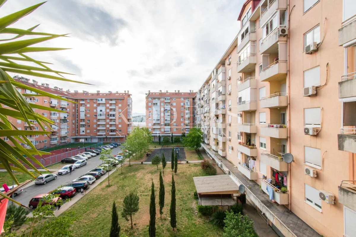 Rent, one bedroom apartment, 55m², Stari Aerodrom, Podgorica