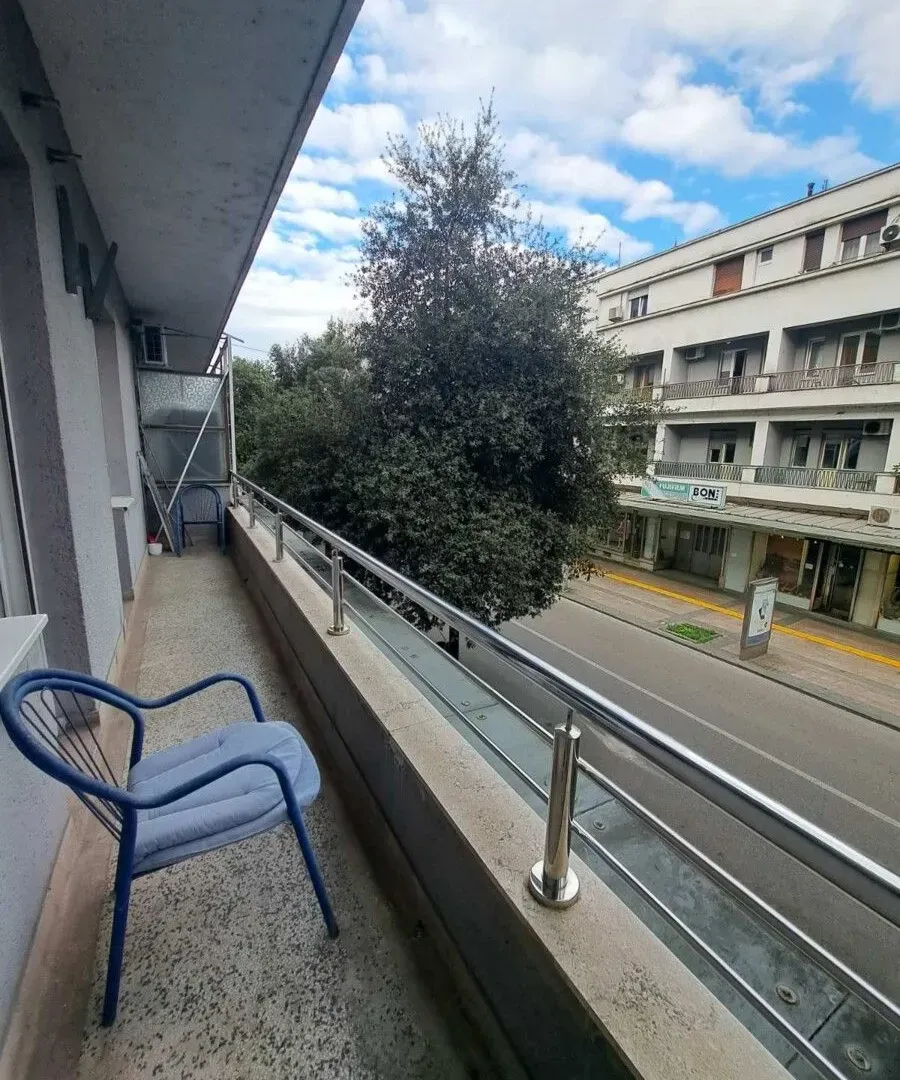 Rent, office space, 82m², Centar, Podgorica