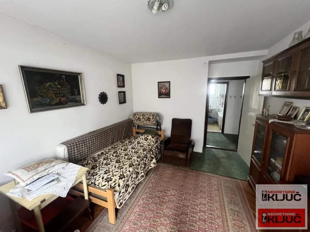 Prodaja, četvorosoban stan, 86m², Spens, Novi Sad Sve Podlokacije