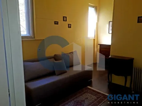 Izdavanje, trosoban stan, 70m², Vračar, Šid - image 5