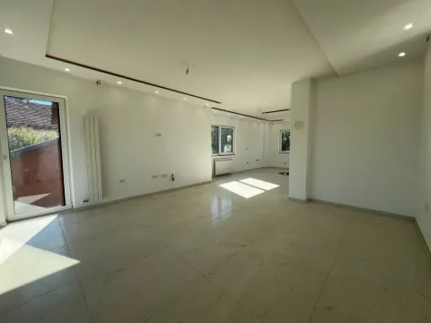 Prodaja, kuća, 226m², Sremska Kamenica, Petrovaradin - image 5