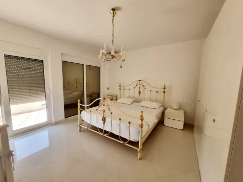 Daily-rent, two bedroom apartment, 120m², Briska Gora, Ulcinj - image 2