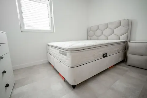 Prodaja, jednosoban stan, 45m², Sveti Stefan, Budva - image 9