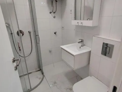 Izdavanje, jednosoban stan, 35m², Centar, Novi Sad - image 10