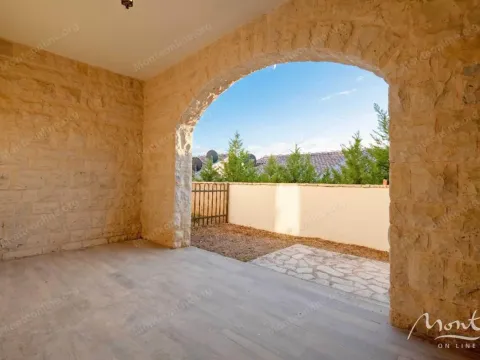 Prodaja, jednosoban stan, 46m², Reževići, Budva - image 6