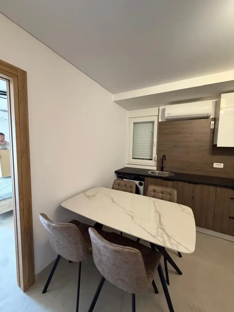 Rent, one bedroom apartment, 45m², Bogišići, Tivat