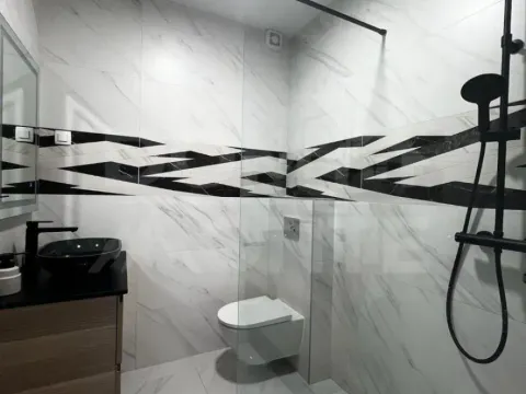 Izdavanje, trosoban stan, 90m², Tivat, Crna Gora - image 11
